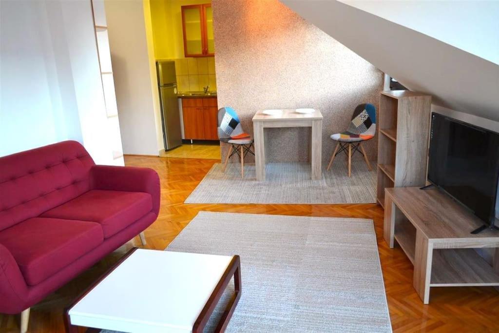 City Centre Loft Skopje Esterno foto